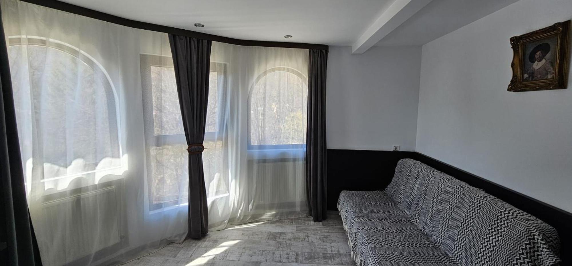 Pensiunea Clasic Buşteni Buitenkant foto
